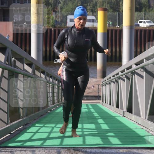 11.08.2024 - GEWOBA Citytriathlon Bremen Lena Gebhardt http://msf.ph/oto/6774406 11.08.2024 10:10:41 Schwimmen 6, 30, 47, 51, 116 meine-sportfotos.de