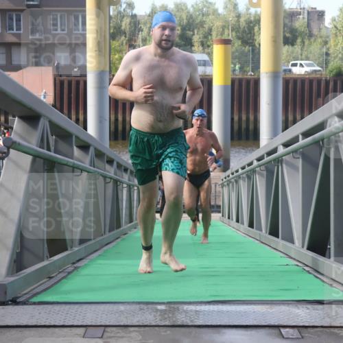 11.08.2024 - GEWOBA Citytriathlon Bremen Lena Gebhardt http://msf.ph/oto/6774653 11.08.2024 10:11:15 Schwimmen 17, 21, 23, 26, 37, 44, 77, 101 meine-sportfotos.de