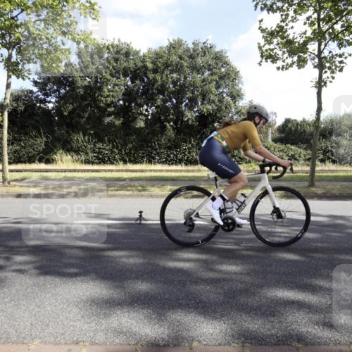 11.08.2024 - GEWOBA Citytriathlon Bremen H.Heesch http://msf.ph/oto/6774672 11.08.2024 10:22:51 Radfahren 26, 47, 48, 94, 102 meine-sportfotos.de