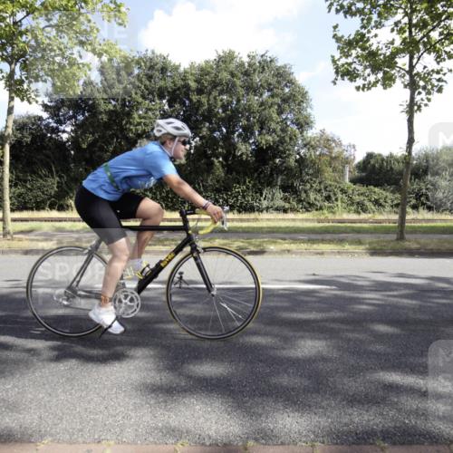 11.08.2024 - GEWOBA Citytriathlon Bremen H.Heesch http://msf.ph/oto/6774736 11.08.2024 10:24:04 Radfahren 17, 21, 23, 33, 37, 44, 50, 51, 70, 80, 101, 116 meine-sportfotos.de