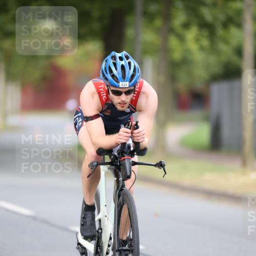 11.08.2024 - GEWOBA Citytriathlon Bremen H.Heesch http://msf.ph/oto/6774806 11.08.2024 11:42:18 Radfahren 834 meine-sportfotos.de