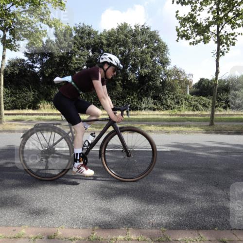 11.08.2024 - GEWOBA Citytriathlon Bremen H.Heesch http://msf.ph/oto/6774845 11.08.2024 10:28:24 Radfahren 53, 89, 90 meine-sportfotos.de