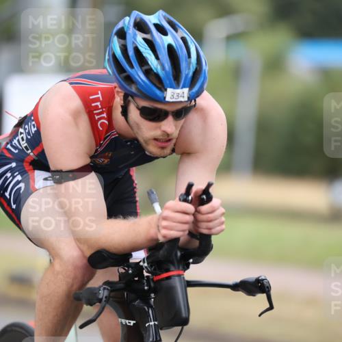 11.08.2024 - GEWOBA Citytriathlon Bremen H.Heesch http://msf.ph/oto/6774857 11.08.2024 11:42:19 Radfahren 834 meine-sportfotos.de
