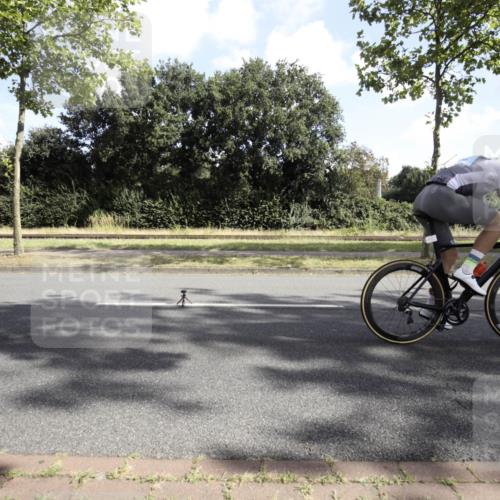 11.08.2024 - GEWOBA Citytriathlon Bremen H.Heesch http://msf.ph/oto/6774885 11.08.2024 10:34:59 Radfahren  meine-sportfotos.de