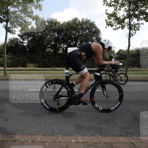 11.08.2024 - GEWOBA Citytriathlon Bremen H.Heesch http://msf.ph/oto/6774927 11.08.2024 10:38:14 Radfahren 3, 52, 56, 94, 95 meine-sportfotos.de