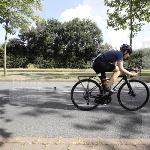 11.08.2024 - GEWOBA Citytriathlon Bremen H.Heesch http://msf.ph/oto/6774953 11.08.2024 10:38:59 Radfahren 20, 31, 45, 91 meine-sportfotos.de