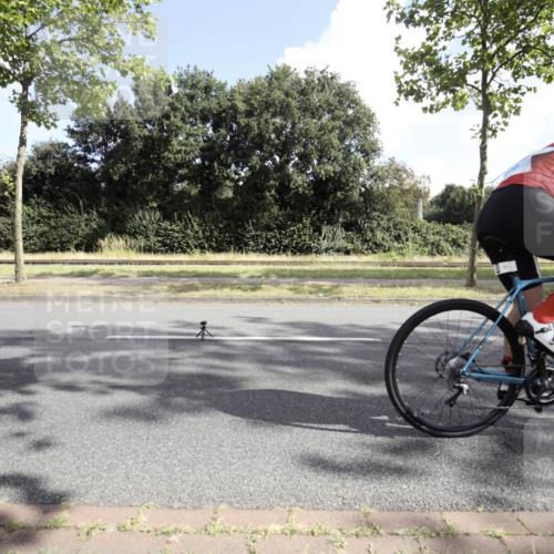 11.08.2024 - GEWOBA Citytriathlon Bremen H.Heesch http://msf.ph/oto/6774998 11.08.2024 10:40:54 Radfahren 32, 49, 55, 69, 80, 98, 109 meine-sportfotos.de