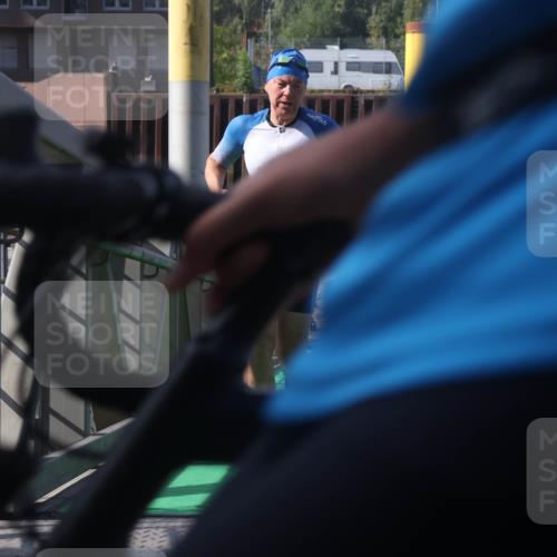 11.08.2024 - GEWOBA Citytriathlon Bremen Lena Gebhardt http://msf.ph/oto/6775226 11.08.2024 10:12:41 Schwimmen 54, 67, 93 meine-sportfotos.de