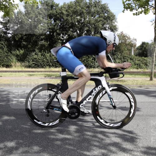 11.08.2024 - GEWOBA Citytriathlon Bremen H.Heesch http://msf.ph/oto/6775435 11.08.2024 11:35:32 Radfahren 817, 862, 934 meine-sportfotos.de