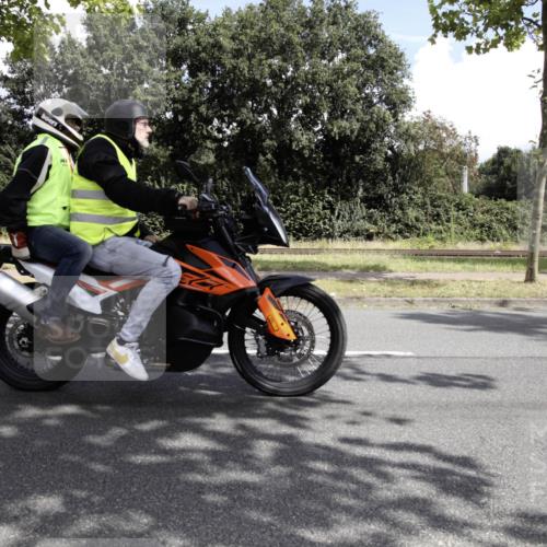 11.08.2024 - GEWOBA Citytriathlon Bremen H.Heesch http://msf.ph/oto/6775443 11.08.2024 11:36:53 Radfahren 794 meine-sportfotos.de