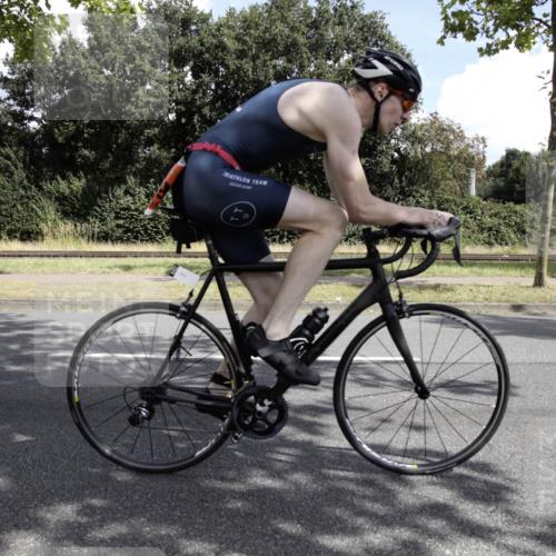 11.08.2024 - GEWOBA Citytriathlon Bremen H.Heesch http://msf.ph/oto/6775451 11.08.2024 11:38:33 Radfahren 769, 781, 791, 824, 1038 meine-sportfotos.de