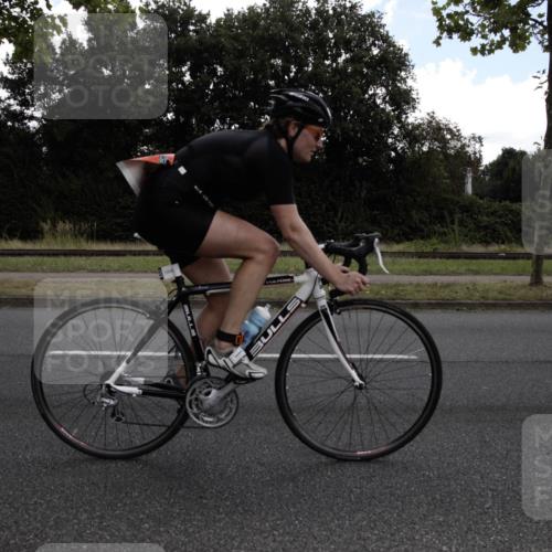 11.08.2024 - GEWOBA Citytriathlon Bremen H.Heesch http://msf.ph/oto/6775487 11.08.2024 11:42:59 Radfahren 756, 780, 857, 1008 meine-sportfotos.de