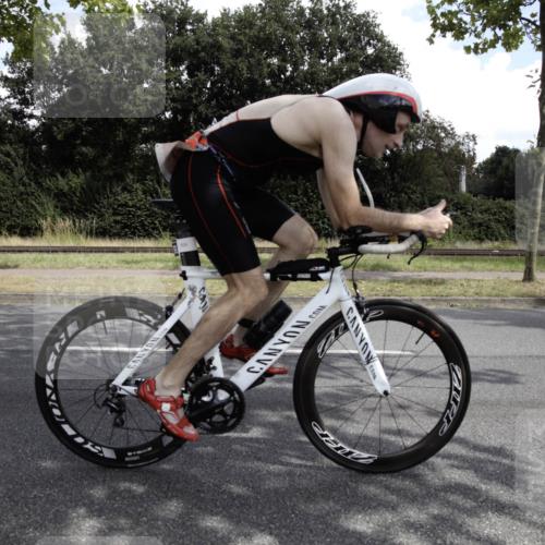 11.08.2024 - GEWOBA Citytriathlon Bremen H.Heesch http://msf.ph/oto/6775504 11.08.2024 11:44:26 Radfahren 759, 836, 855, 861, 926 meine-sportfotos.de