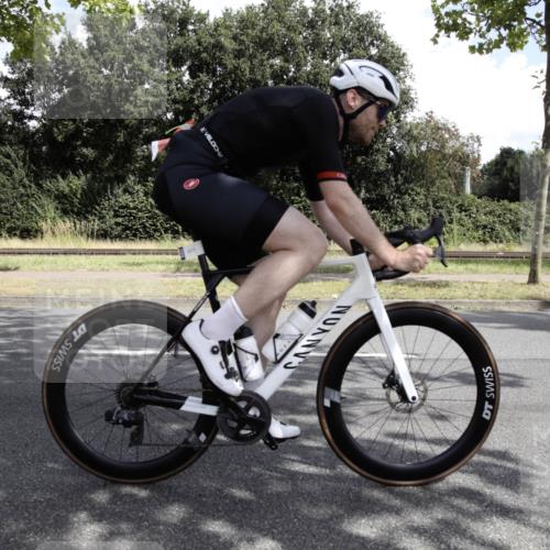 11.08.2024 - GEWOBA Citytriathlon Bremen H.Heesch http://msf.ph/oto/6775510 11.08.2024 11:44:44 Radfahren 763, 833, 836, 916, 956 meine-sportfotos.de