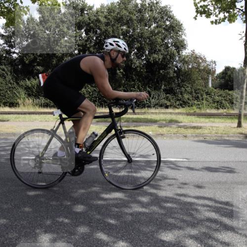 11.08.2024 - GEWOBA Citytriathlon Bremen H.Heesch http://msf.ph/oto/6775542 11.08.2024 11:45:48 Radfahren 822, 826, 845, 867, 871, 873, 875, 936, 994, 1029 meine-sportfotos.de