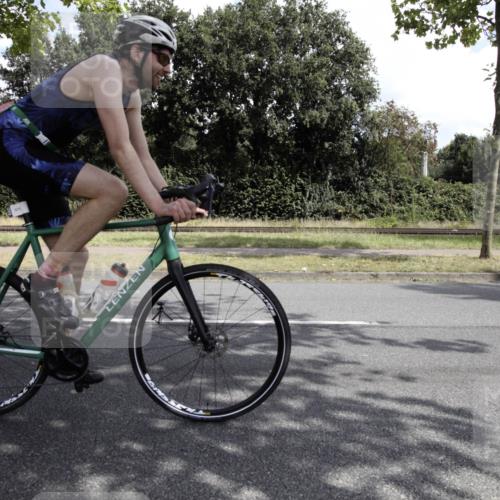 11.08.2024 - GEWOBA Citytriathlon Bremen H.Heesch http://msf.ph/oto/6775561 11.08.2024 11:46:15 Radfahren 755, 757, 773, 775, 806, 839, 843, 853, 954, 962 meine-sportfotos.de