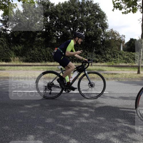 11.08.2024 - GEWOBA Citytriathlon Bremen H.Heesch http://msf.ph/oto/6775593 11.08.2024 11:47:23 Radfahren 752, 779, 800, 860, 864, 865 meine-sportfotos.de