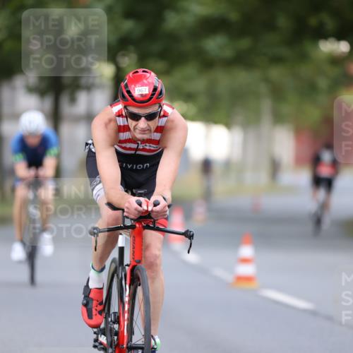 11.08.2024 - GEWOBA Citytriathlon Bremen H.Heesch http://msf.ph/oto/6775627 11.08.2024 11:43:23 Radfahren 756, 846, 868, 925, 967 meine-sportfotos.de