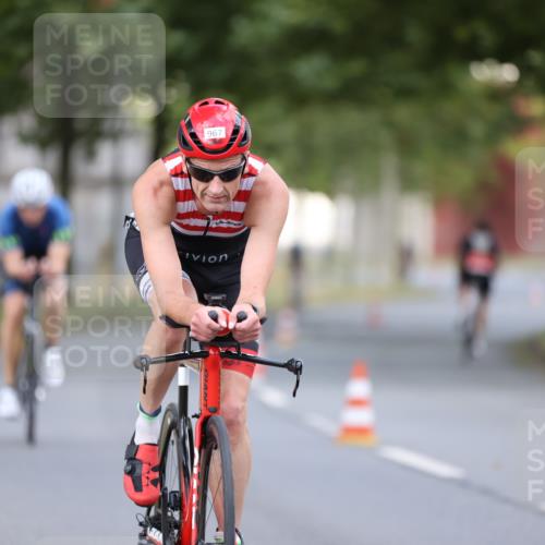 11.08.2024 - GEWOBA Citytriathlon Bremen H.Heesch http://msf.ph/oto/6775629 11.08.2024 11:43:23 Radfahren 756, 846, 868, 925, 967 meine-sportfotos.de
