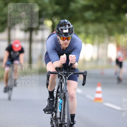11.08.2024 - GEWOBA Citytriathlon Bremen H.Heesch http://msf.ph/oto/6775789 11.08.2024 11:43:38 Radfahren 770, 846, 868, 925 meine-sportfotos.de