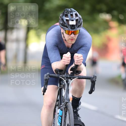 11.08.2024 - GEWOBA Citytriathlon Bremen H.Heesch http://msf.ph/oto/6775824 11.08.2024 11:43:38 Radfahren 770, 846, 868, 925 meine-sportfotos.de