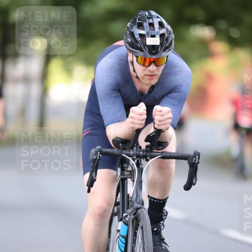 11.08.2024 - GEWOBA Citytriathlon Bremen H.Heesch http://msf.ph/oto/6775828 11.08.2024 11:43:38 Radfahren 770, 846, 868, 925 meine-sportfotos.de