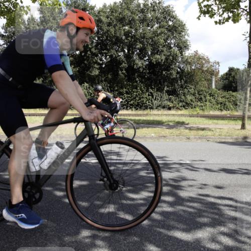 11.08.2024 - GEWOBA Citytriathlon Bremen H.Heesch http://msf.ph/oto/6775855 11.08.2024 11:53:34 Radfahren 751, 788, 844, 940, 1009 meine-sportfotos.de