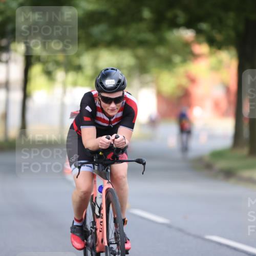 11.08.2024 - GEWOBA Citytriathlon Bremen H.Heesch http://msf.ph/oto/6775958 11.08.2024 11:43:52 Radfahren 914, 1039 meine-sportfotos.de