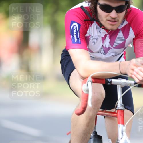 11.08.2024 - GEWOBA Citytriathlon Bremen H.Heesch http://msf.ph/oto/6776298 11.08.2024 11:44:18 Radfahren 746, 759, 855, 861, 926 meine-sportfotos.de