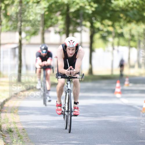 11.08.2024 - GEWOBA Citytriathlon Bremen H.Heesch http://msf.ph/oto/6776304 11.08.2024 11:44:24 Radfahren 759, 836, 855, 861, 926 meine-sportfotos.de