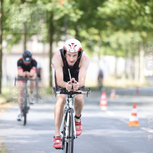 11.08.2024 - GEWOBA Citytriathlon Bremen H.Heesch http://msf.ph/oto/6776331 11.08.2024 11:44:24 Radfahren 759, 836, 855, 861, 926 meine-sportfotos.de