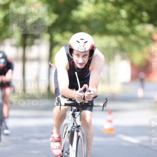 11.08.2024 - GEWOBA Citytriathlon Bremen H.Heesch http://msf.ph/oto/6776354 11.08.2024 11:44:24 Radfahren 759, 836, 855, 861, 926 meine-sportfotos.de