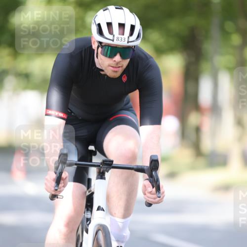 11.08.2024 - GEWOBA Citytriathlon Bremen H.Heesch http://msf.ph/oto/6776659 11.08.2024 11:44:43 Radfahren 763, 833, 836, 855, 956 meine-sportfotos.de