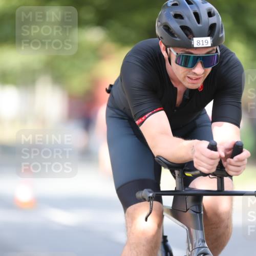 11.08.2024 - GEWOBA Citytriathlon Bremen H.Heesch http://msf.ph/oto/6777136 11.08.2024 11:45:16 Radfahren 819, 900, 927, 973, 974, 1030 meine-sportfotos.de