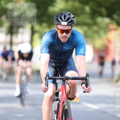 11.08.2024 - GEWOBA Citytriathlon Bremen H.Heesch http://msf.ph/oto/6777537 11.08.2024 11:45:44 Radfahren 822, 826, 867, 871, 873, 875, 936, 994, 1029 meine-sportfotos.de