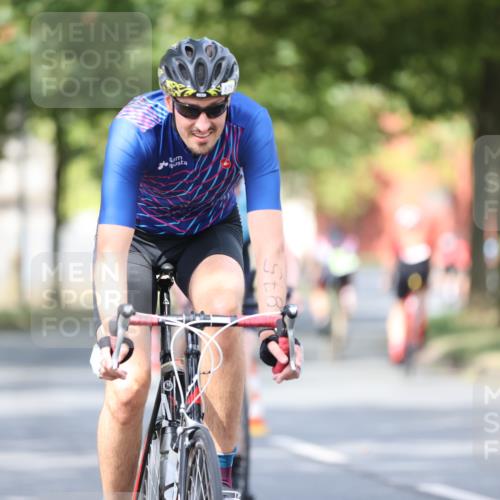 11.08.2024 - GEWOBA Citytriathlon Bremen H.Heesch http://msf.ph/oto/6777610 11.08.2024 11:45:48 Radfahren 822, 826, 845, 867, 871, 873, 875, 936, 994, 1029 meine-sportfotos.de