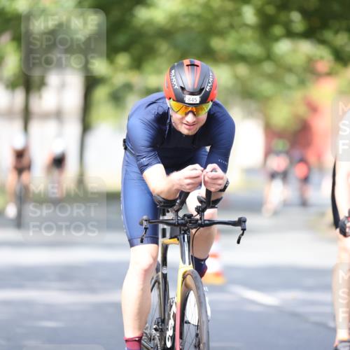11.08.2024 - GEWOBA Citytriathlon Bremen H.Heesch http://msf.ph/oto/6777705 11.08.2024 11:46:01 Radfahren 755, 775, 806, 845, 853, 873, 954, 962 meine-sportfotos.de