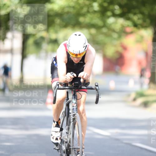 11.08.2024 - GEWOBA Citytriathlon Bremen H.Heesch http://msf.ph/oto/6777764 11.08.2024 11:46:05 Radfahren 755, 775, 806, 845, 853, 954, 962 meine-sportfotos.de
