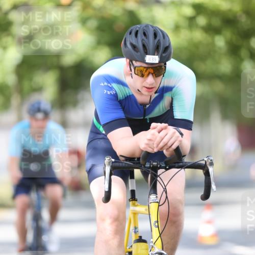11.08.2024 - GEWOBA Citytriathlon Bremen H.Heesch http://msf.ph/oto/6778125 11.08.2024 11:46:28 Radfahren 703, 757, 768, 773, 839, 843, 942 meine-sportfotos.de