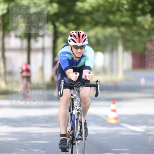 11.08.2024 - GEWOBA Citytriathlon Bremen H.Heesch http://msf.ph/oto/6778395 11.08.2024 11:46:39 Radfahren 703, 768, 773, 798, 843, 942, 1040 meine-sportfotos.de
