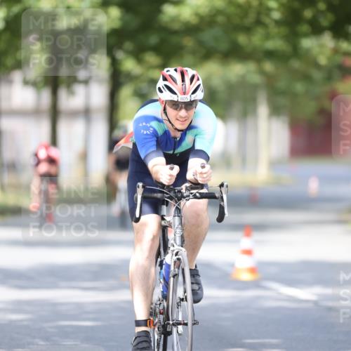 11.08.2024 - GEWOBA Citytriathlon Bremen H.Heesch http://msf.ph/oto/6778398 11.08.2024 11:46:39 Radfahren 703, 768, 773, 798, 843, 942, 1040 meine-sportfotos.de