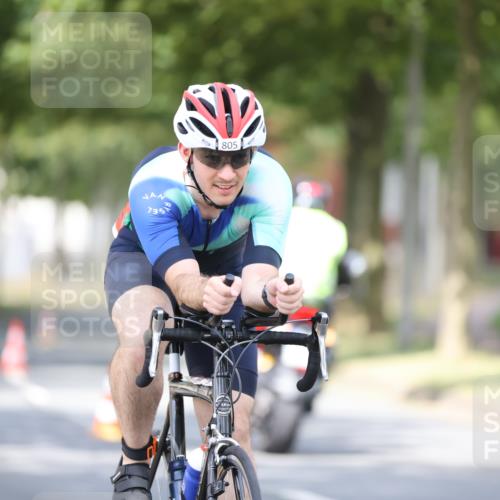 11.08.2024 - GEWOBA Citytriathlon Bremen H.Heesch http://msf.ph/oto/6778423 11.08.2024 11:46:40 Radfahren 703, 768, 773, 798, 843, 942, 1040 meine-sportfotos.de
