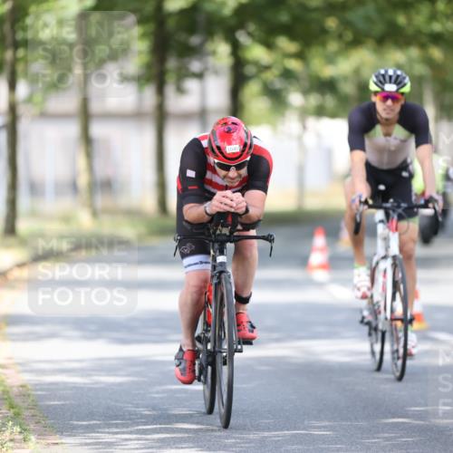 11.08.2024 - GEWOBA Citytriathlon Bremen H.Heesch http://msf.ph/oto/6778459 11.08.2024 11:46:42 Radfahren 703, 768, 798, 942, 1040 meine-sportfotos.de