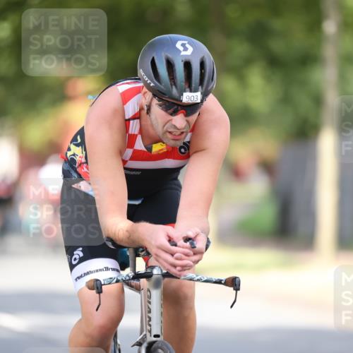 11.08.2024 - GEWOBA Citytriathlon Bremen H.Heesch http://msf.ph/oto/6778568 11.08.2024 11:46:57 Radfahren 903 meine-sportfotos.de