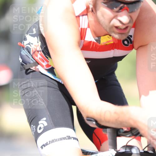 11.08.2024 - GEWOBA Citytriathlon Bremen H.Heesch http://msf.ph/oto/6778603 11.08.2024 11:46:57 Radfahren 903 meine-sportfotos.de