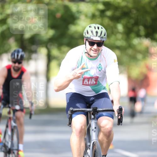 11.08.2024 - GEWOBA Citytriathlon Bremen H.Heesch http://msf.ph/oto/6778657 11.08.2024 11:47:21 Radfahren 752, 779, 800, 860, 864, 865 meine-sportfotos.de