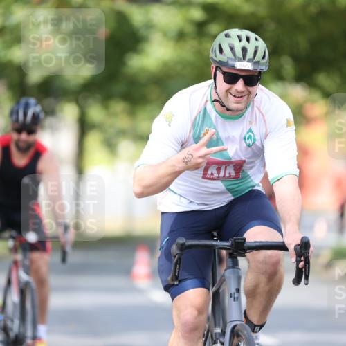 11.08.2024 - GEWOBA Citytriathlon Bremen H.Heesch http://msf.ph/oto/6778669 11.08.2024 11:47:21 Radfahren 752, 779, 800, 860, 864, 865 meine-sportfotos.de