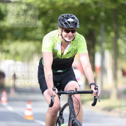 11.08.2024 - GEWOBA Citytriathlon Bremen H.Heesch http://msf.ph/oto/6778814 11.08.2024 11:47:30 Radfahren 752, 779, 800, 860, 864, 865, 899, 944, 958, 997, 1013, 1019 meine-sportfotos.de