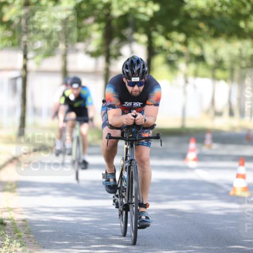11.08.2024 - GEWOBA Citytriathlon Bremen H.Heesch http://msf.ph/oto/6780889 11.08.2024 11:48:59 Radfahren 792, 848, 901, 920 meine-sportfotos.de