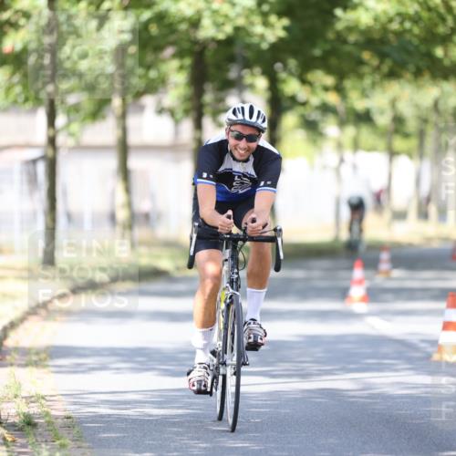 11.08.2024 - GEWOBA Citytriathlon Bremen H.Heesch http://msf.ph/oto/6781405 11.08.2024 11:49:46 Radfahren 862, 949, 979 meine-sportfotos.de